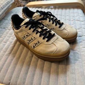Adidas Gazelle Bold Platform sneaker Size 7